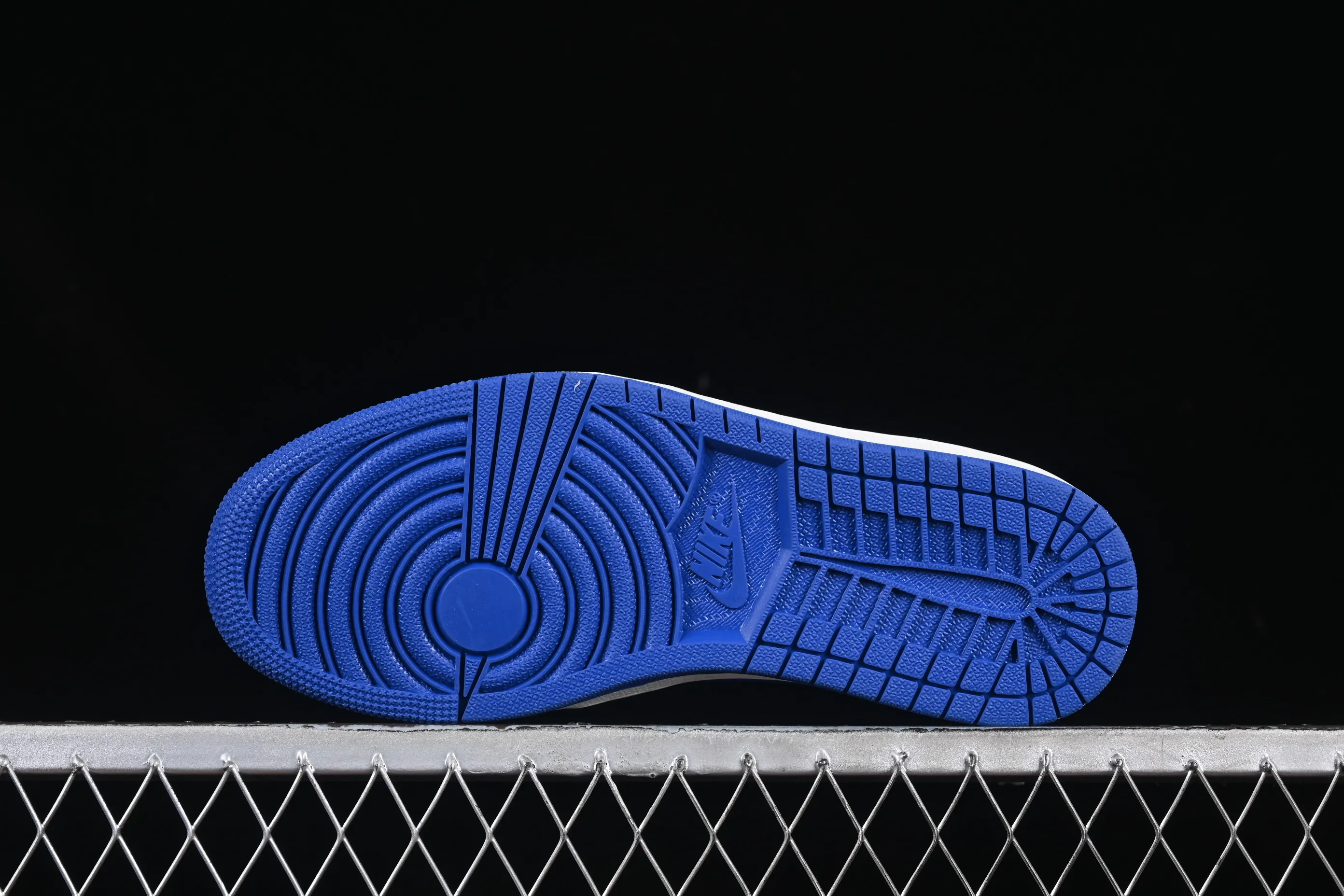 All categories Air Jordan Jordan series basketball shoes Air Jordan 1 Low Air Jordan 1 Low AJ1 Joe 1 black and blue low-top cultural and casual sneakers IB1981-004
